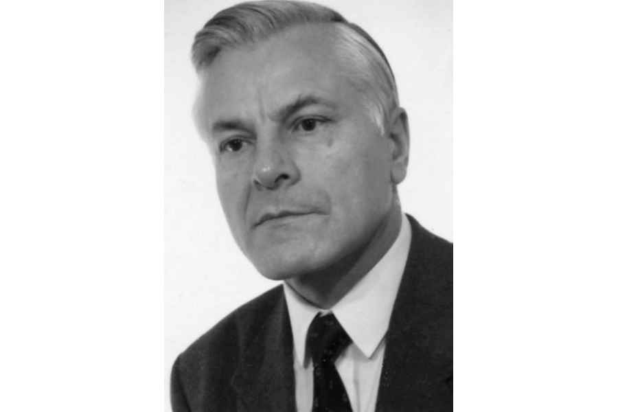 Profesor Skupień